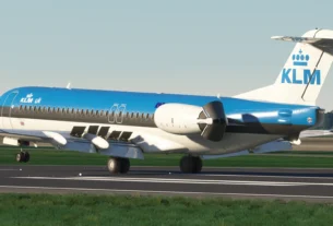 Fokker F100 da Just Flight no Microsoft Flight Simulator pousando com Spoliers e reverso abertos