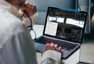 Cockpit 3D do Boeing 737 MAX sendo exibido na nova ferramenta de treinamento VAPT da Boeing.