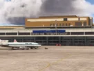 Terminal histórico de Berlin Tempelhof com aeronaves de época no Microsoft Flight Simulator