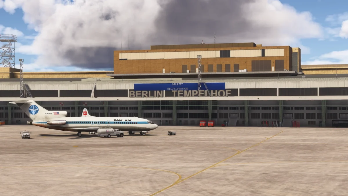 Terminal histórico de Berlin Tempelhof com aeronaves de época no Microsoft Flight Simulator