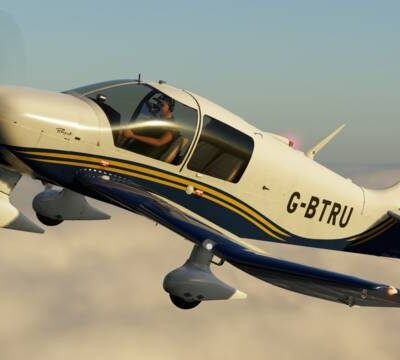 Robin DR400 da Just Flight em voo no X-Plane 12