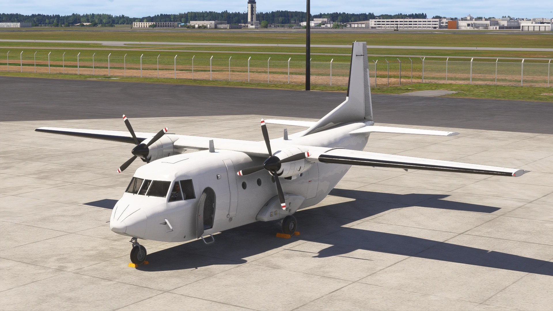 CASA C-212 Aviocar da ProjectMAX no pátio do Microsoft Flight Simulator.