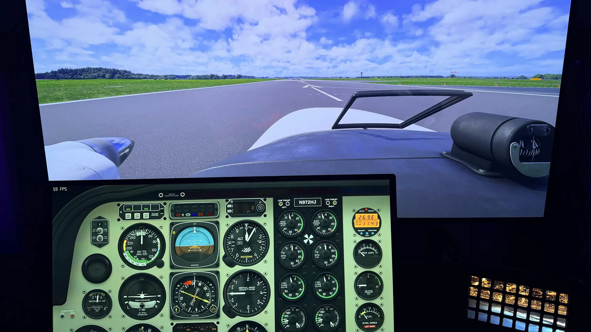 Painel touch AVNX para Black Square Bonanza e Baron em voo no Microsoft Flight Simulator