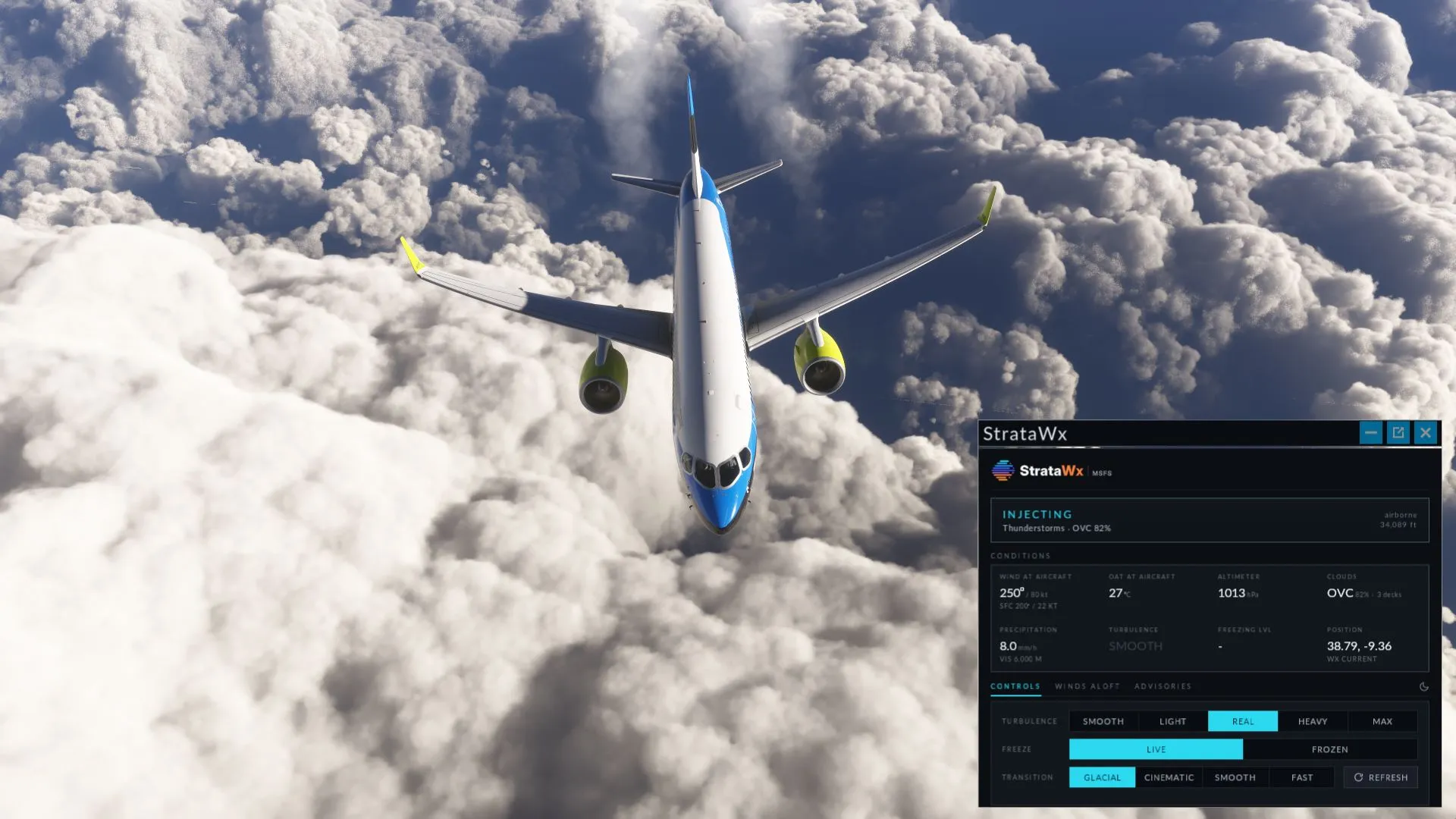 StrataWx exibindo aeronave em voo acima das nuvens com painel de clima para Microsoft Flight Simulator