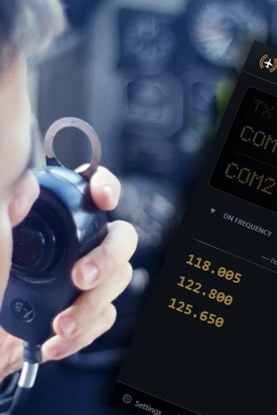 Interface do OurRadioFS com frequências de rádio VHF no simulador